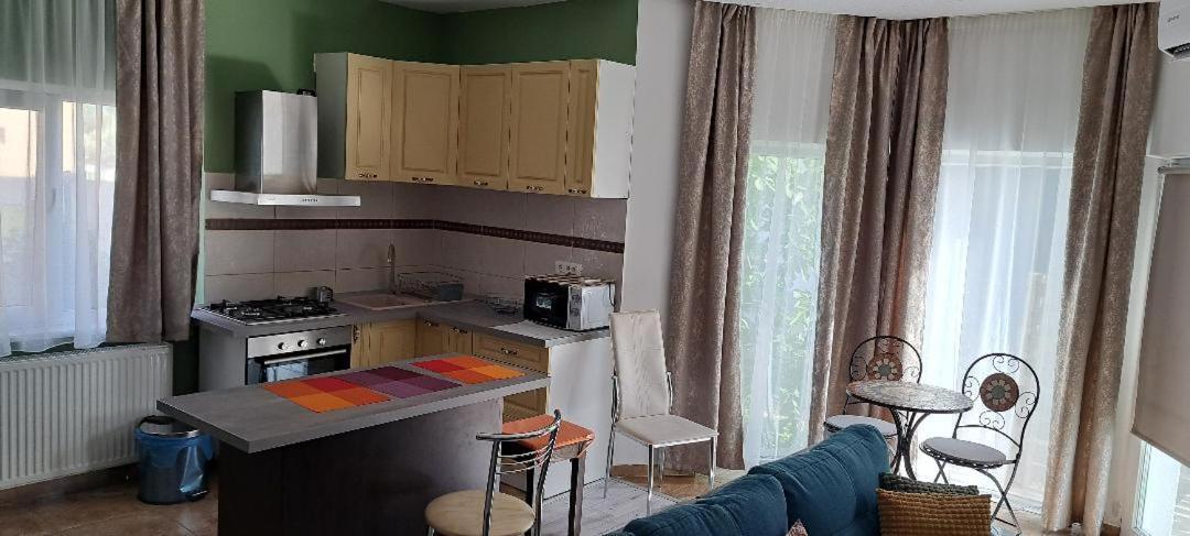 Casa Alba Hotel Năvodari Eksteriør billede